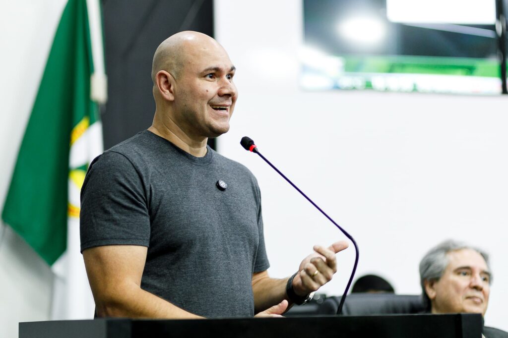 “ainda não mandou um centavo”