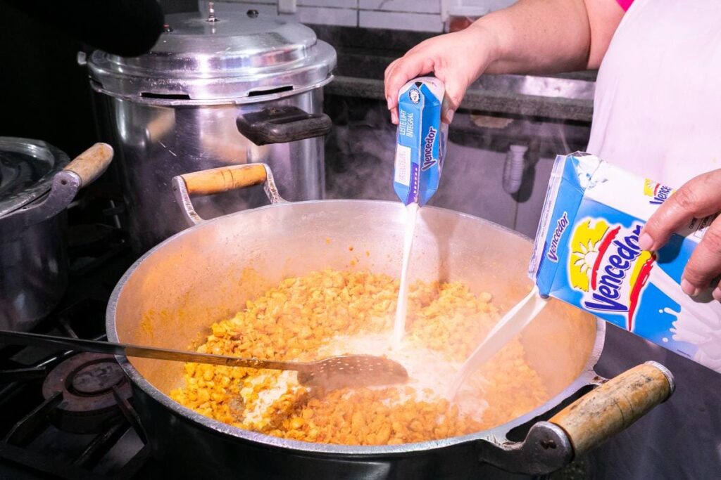 Concurso paga R$ 8 mil em prêmio para melhor receita de merenda escolar