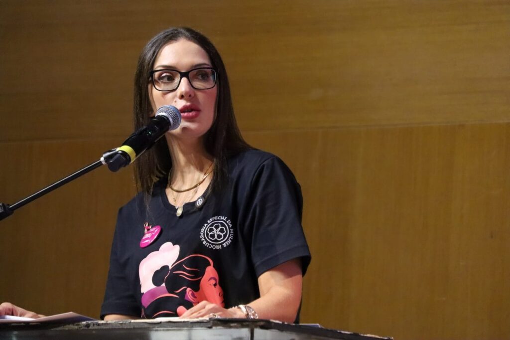 Deputada diz que aproximação do MDB com PL acontece em nível nacional