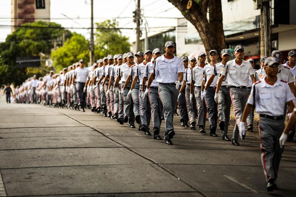 Em Cuiabá, estudantes da rede estadual desfilam no domingo, feriado de 7 de Setembro