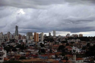 INMET emite alerta amarelo de tempestade com risco de granizo em Cuiabá e outros 40 municípios