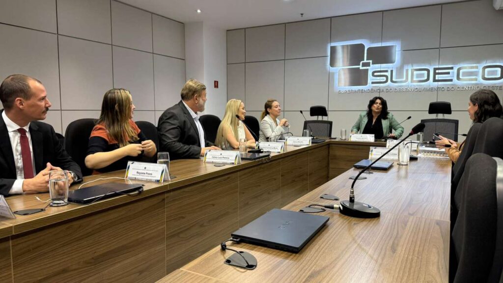 Prefeita destrava recursos para projetos de infraestrutura em dois bairros