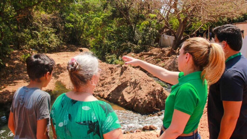 Prefeita visita obras que já impactam positivamente na rotina da população