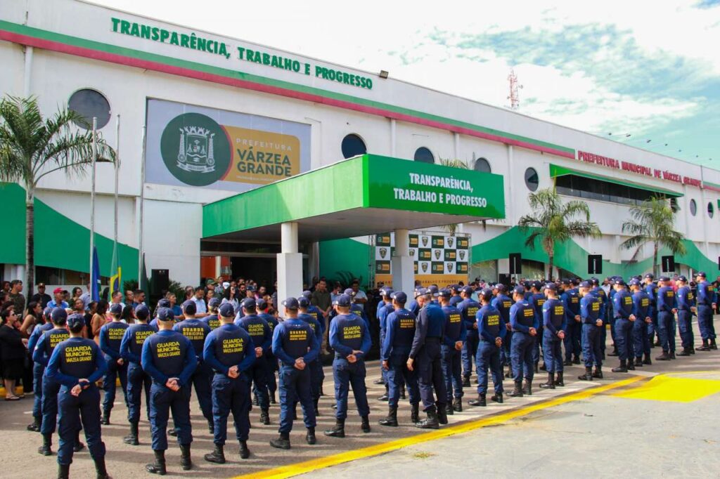 Prefeitura regulamenta uso de fardas e viaturas da Guarda Municipal de Várzea Grande