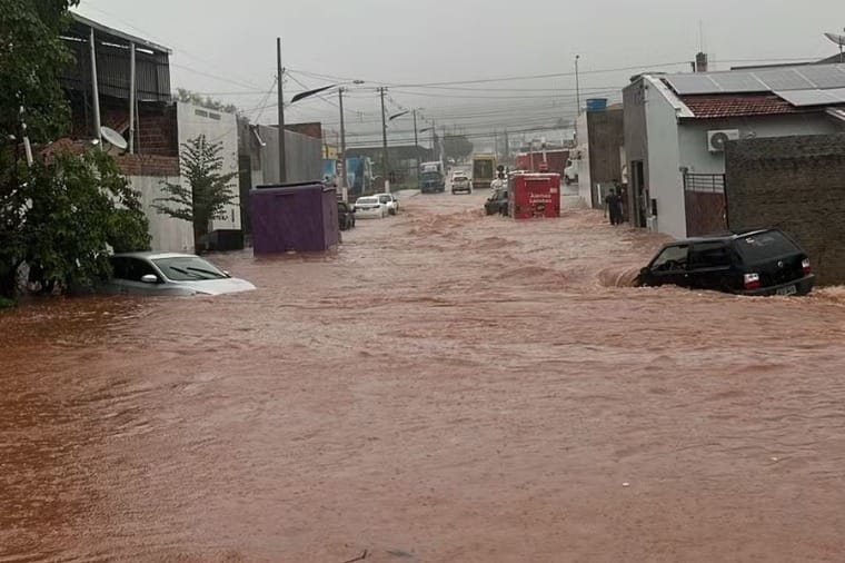 Após alagamentos, Ministério Público processa município e cobra soluções