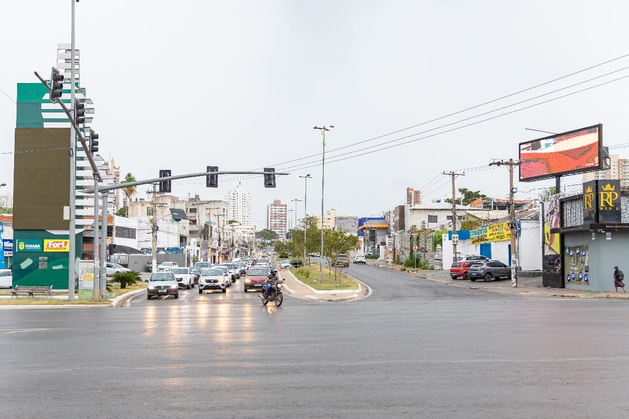 Av. da Prainha fluirá com meia pista no final de semana