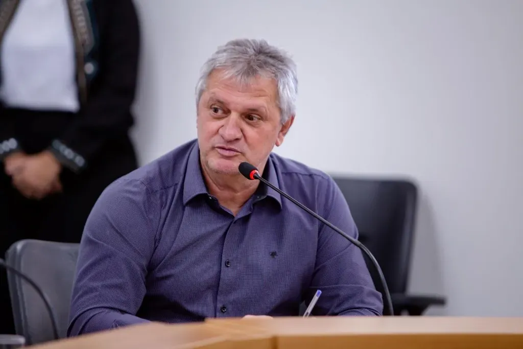 Deputado cobra Assis e Gisela por rodízio e vê dificuldades na formação de chapas proporcionais