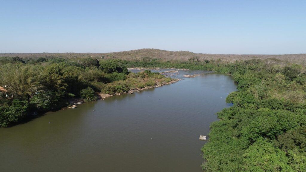 Dois homens morrem afogados no Rio Cuiabá neste domingo