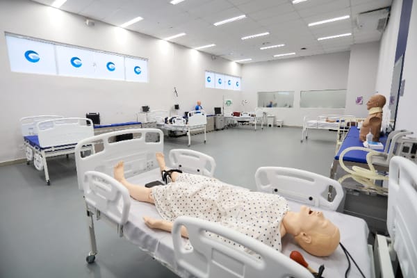 Faculdade de Medicina deverá devolver valor de matrícula após desistência antes das aulas