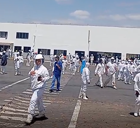 Frigorífico em Várzea Grande tem vazamento de amônia e assusta funcionários