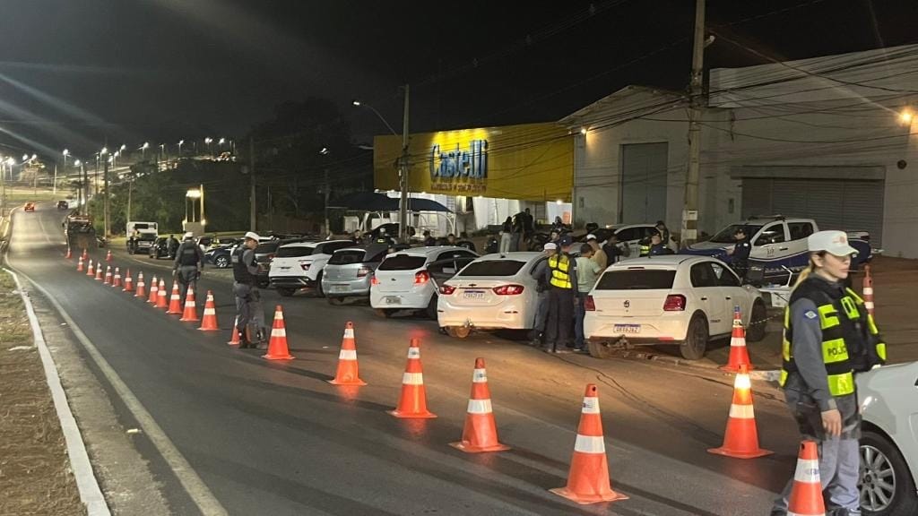 Lei Seca prende 13 condutores embriagados na madrugada deste sábado