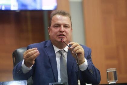 Max vai acionar a Procuradoria da AL caso emendas não sejam empenhadas até dezembro