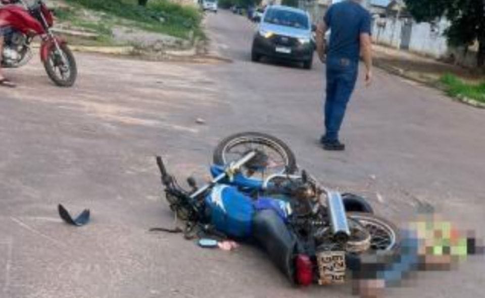 Menino de 11 anos morre após moto pilotada por homem bêbado bater em caminhão