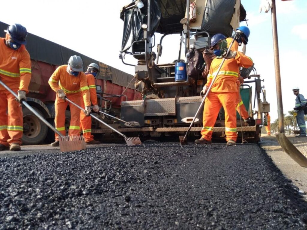 Operação de lançamento de vigas altera o tráfego na BR-364 em VG neste fim de semana