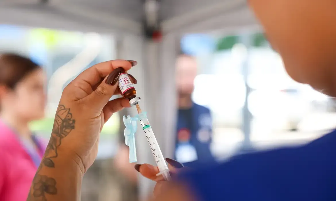 Meningite volta a preocupar em Mato Grosso com oito mortes e baixa cobertura vacinal