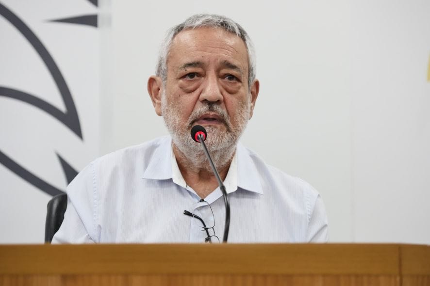 BRT deve começar a operar em fase experimental até março de 2026, afirma secretário da Sinfra