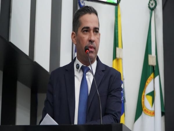 CPI da Câmara registra 11 assinaturas para apurar contratos da CS Mobi e Promulti