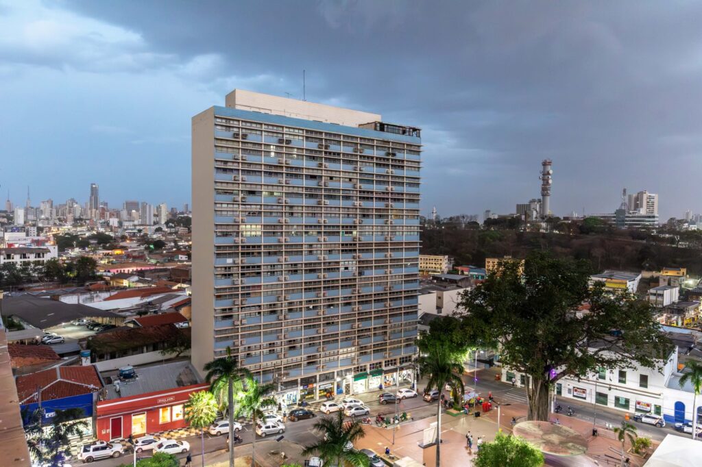 Defesa Civil de Cuiabá alerta para ventos de até 100 km e chuvas intensas nas próximas horas em Mato Grosso