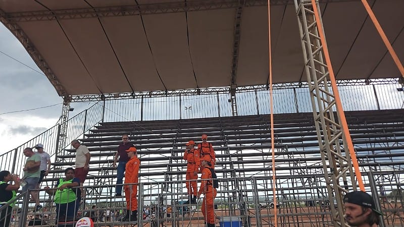 Defesa Civil esvazia arquibancadas da Stock Car neste sábado após mudança brusca no tempo
