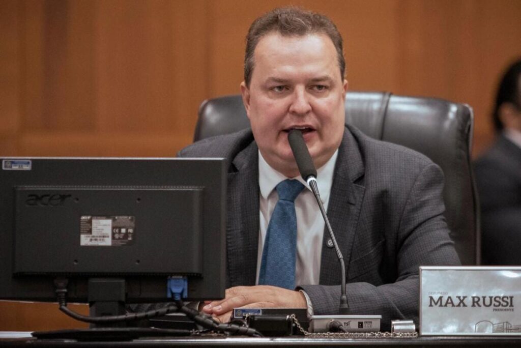 Deputado Max Russi destina emenda e convoca homens a combater a violência contra a mulher