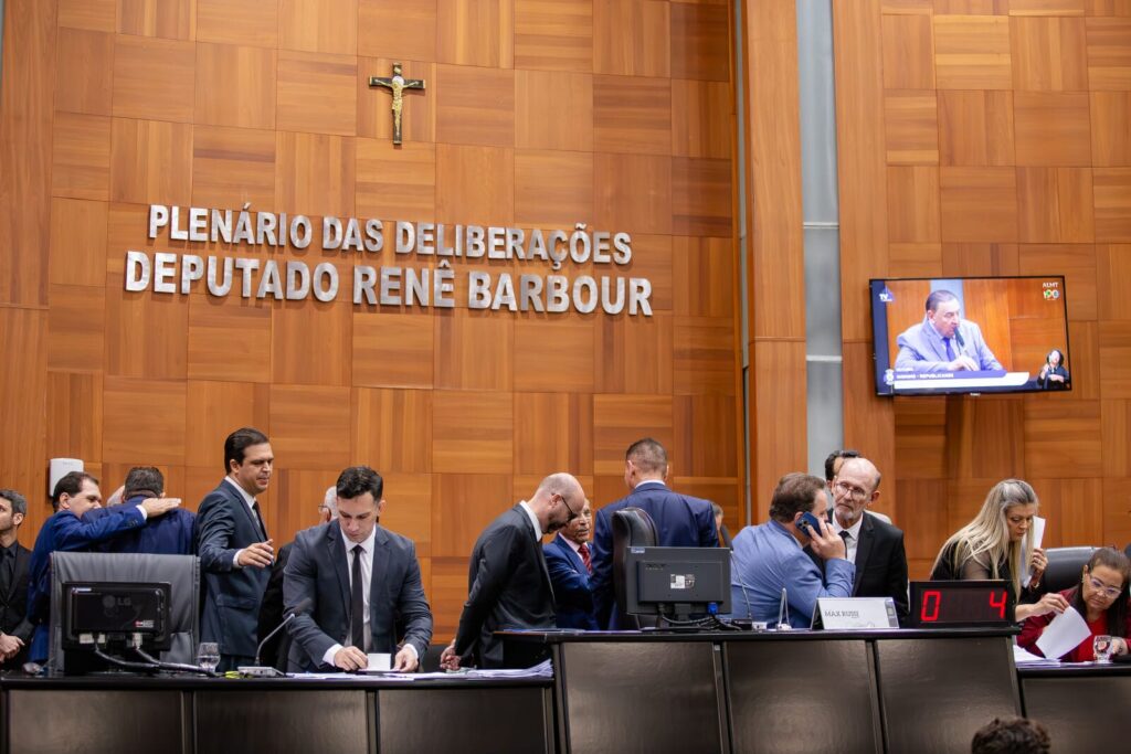 Em segunda votação, Assembleia aprova projeto do Governo que prorroga Proalmat até 2032