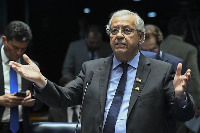 Jayme Campos contesta que PL dos agentes de saúde e endemias seja “pauta-bomba”