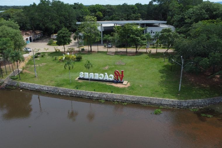 Justiça suspende contrato de R$ 360 mil de prefeitura em Mato Grosso com advogados