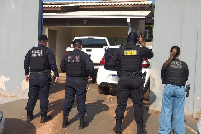 Policiais militares que atuam com agiotagem em Cuiabá e Várzea Grande são alvos de operação do Gaeco