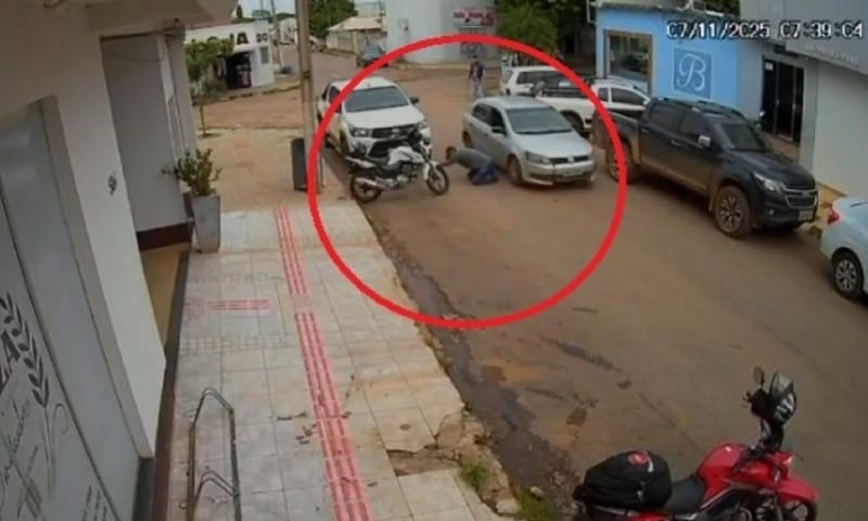 Vídeo flagra momento em que fazendeiro é assassinado a tiros no meio da rua em cidade de MT