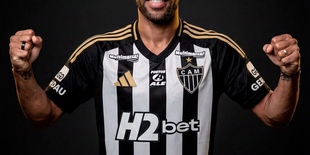 Atlético-MG anuncia o lateral-esquerdo Renan Lodi