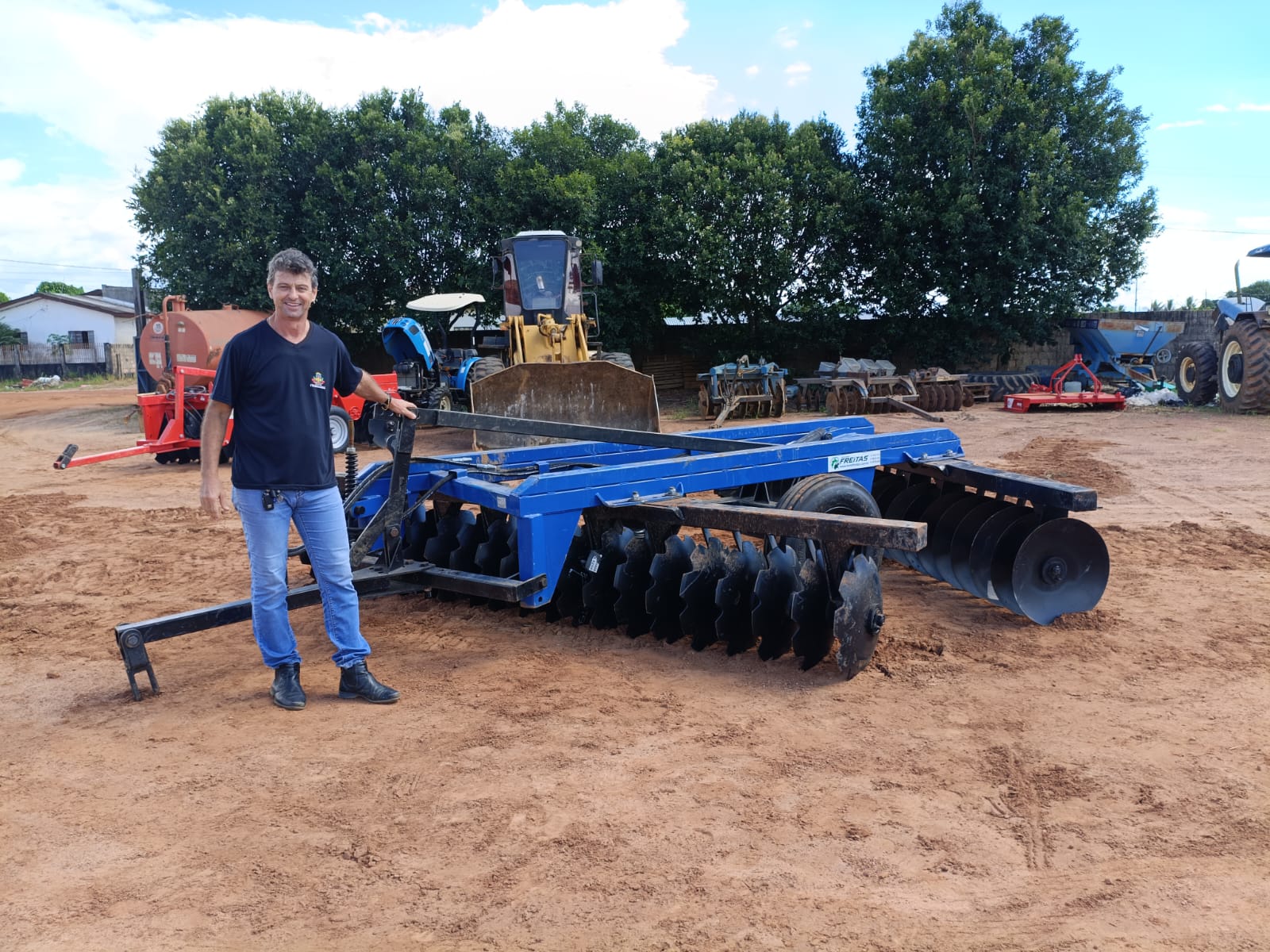 Itanhangá-MT: Município recebe novos equipamentos agrícolas por meio de parceria com o Estado