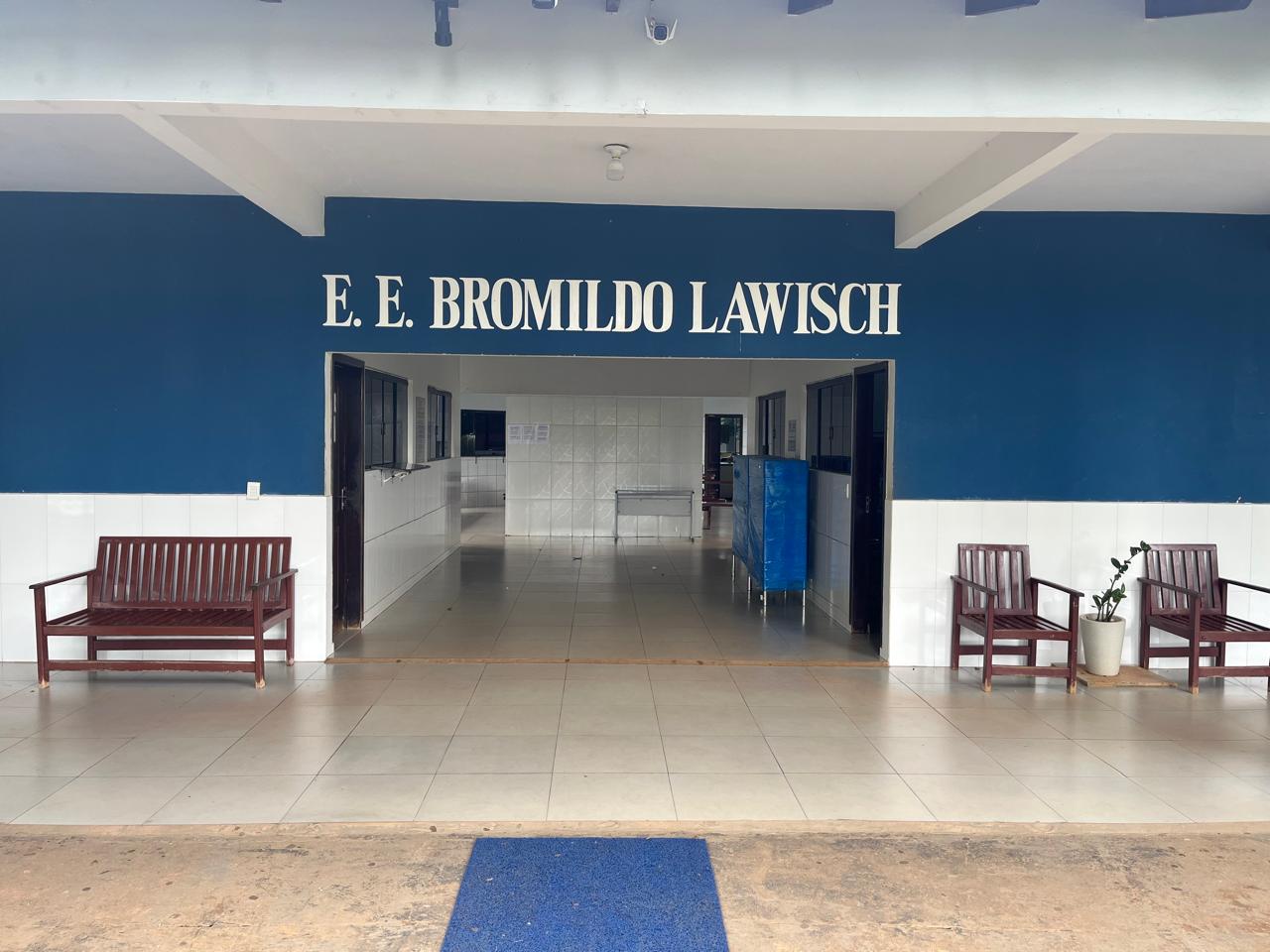 Escola Estadual Bromildo Lawisch suspende aulas nesta terça-feira (7) para instalação elétrica