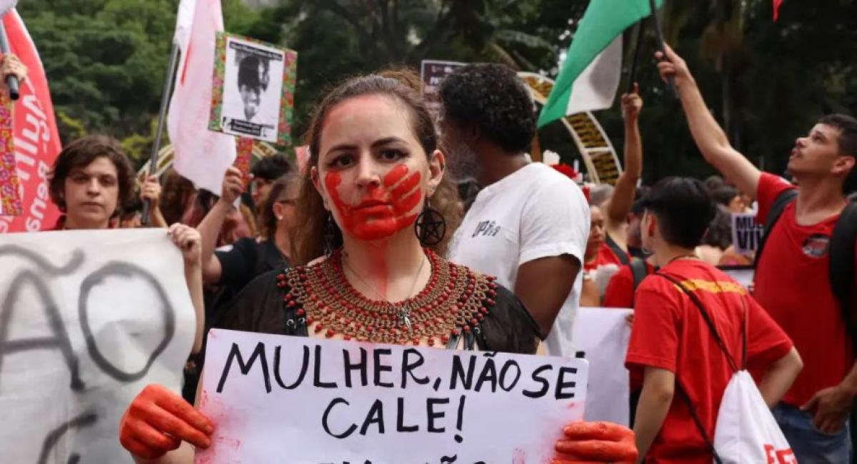 Feminicídio em alta transforma combate em cobrança eleitoral