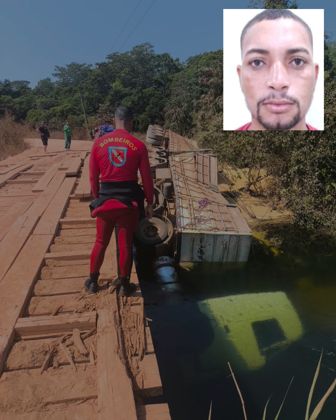 Caminhão carregado com milho cai de ponte e motorista morre preso na cabine em Gaúcha do Norte