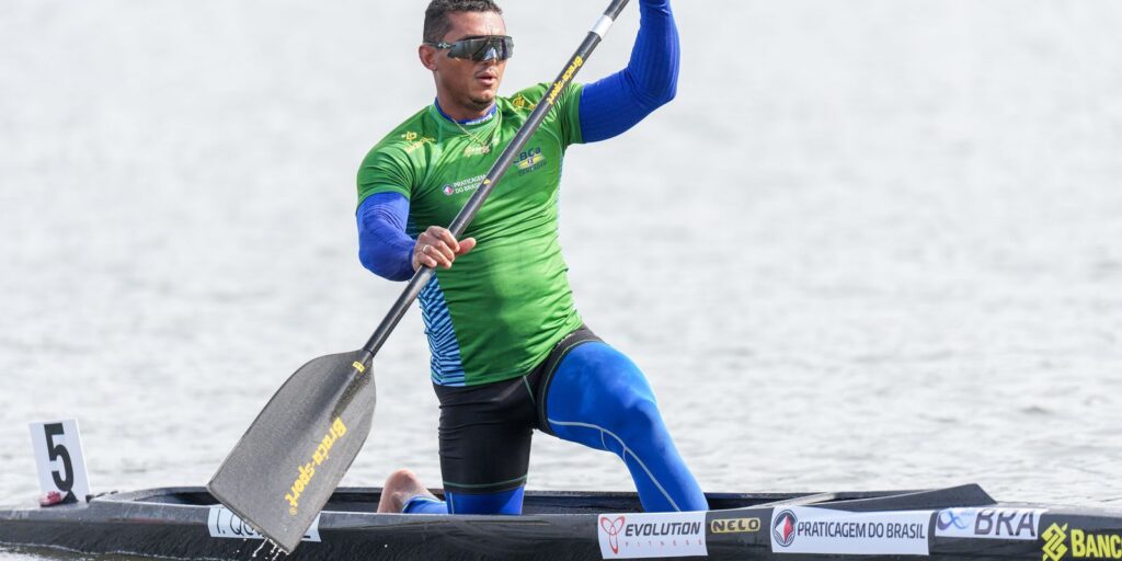Isaquias Queiroz é campeão mundial no C1 500m na Polônia