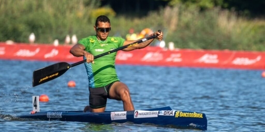 Isaquias Queiroz fica longe do pódio do Mundial de canoagem na Polônia
