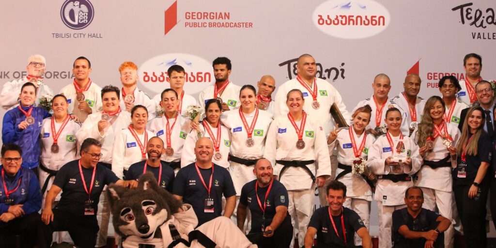 Brasil conquista bronze nos mundiais paralímpicos de judô e triatlo