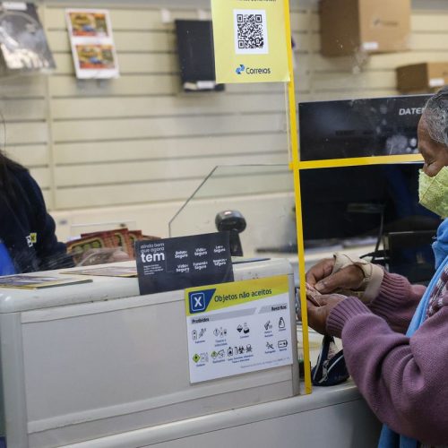 Pagamentos com cartão estão indisponíveis para serviços dos Correios