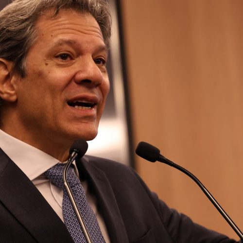 Em carta ao FMI, Haddad pede taxação de super-ricos e transição verde