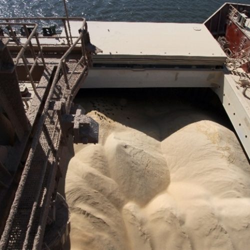 Portos do Arco Norte lideram exportação de soja e milho