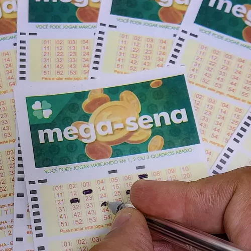 Mega-Sena acumula e prêmio vai a R$ 40 milhões