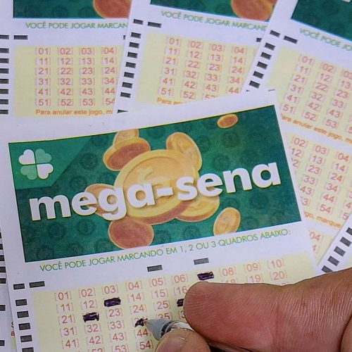 Mega-Sena acumula e prêmio vai a R$ 35 milhões
