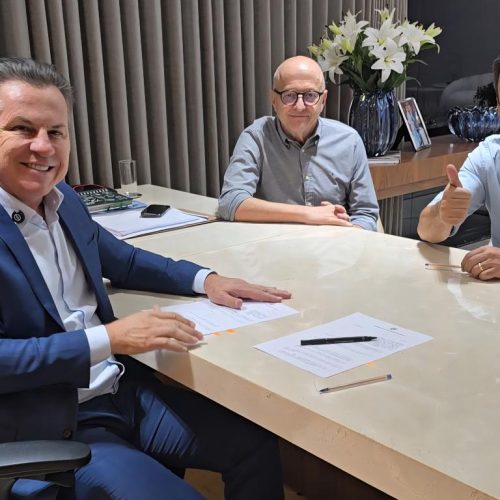 BENEFÍCIO À CATEGORIA: Governador sanciona lei para flexibilizar hora-atividade dos professores estaduais