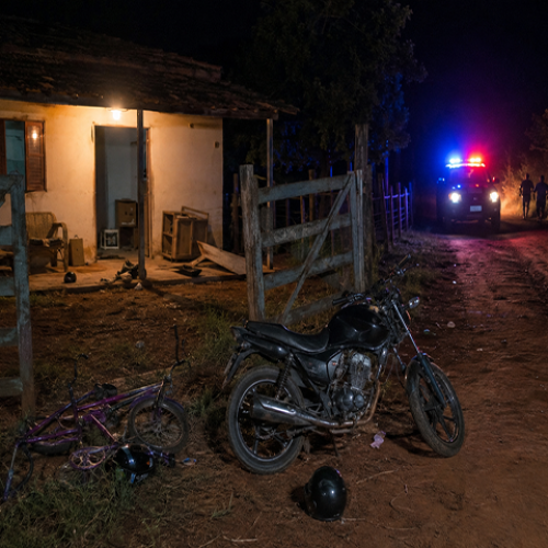 IPIRANGA DO NORTE: Bandidos invadem chácara, furtam faca e abandonam moto na madrugada