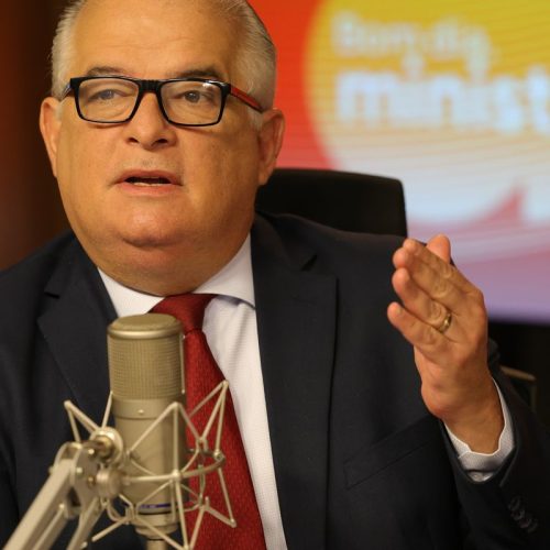 Tarifaço dos Estados Unidos é boicote contra o Brasil, diz ministro
