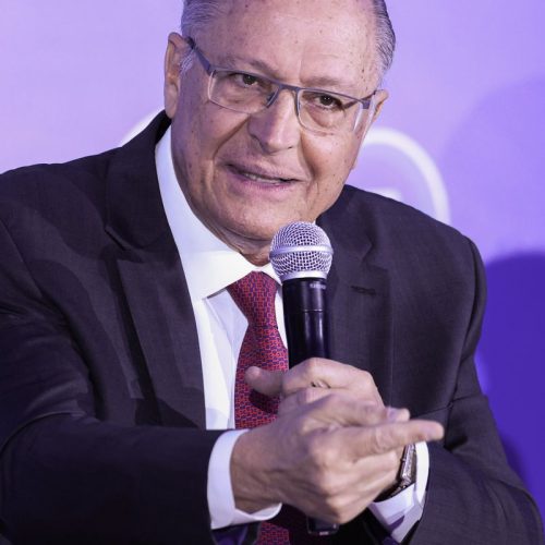 Governo quer aumentar número de setores fora do tarifaço