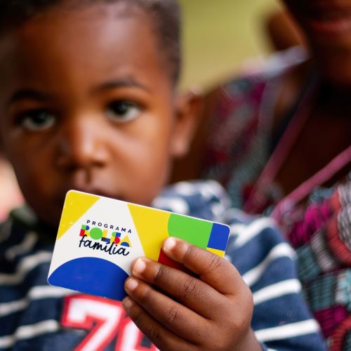 Caixa começa a pagar Bolsa Família de maio