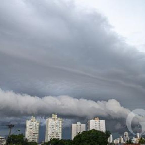 SHOW COM TEMPO INSTAVÉL: Novembro começa com alerta de temporais para o Estado