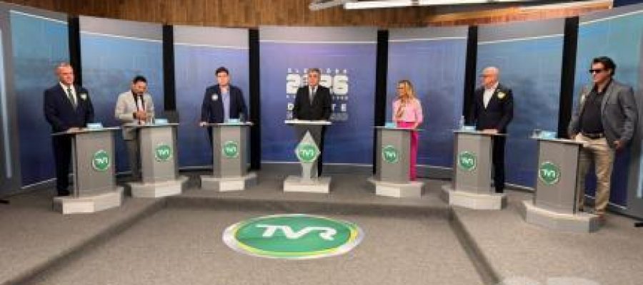 ELEIÇÕES 2026: Candidatos ao governo se enfrentam em debate ao vivo; acompanhe