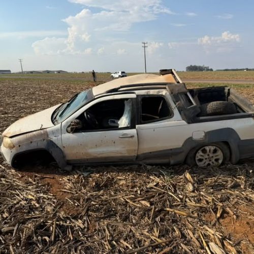 LUCAS-MT: Homem fica ferido após carro capotar em rodovia de Lucas do Rio Verde